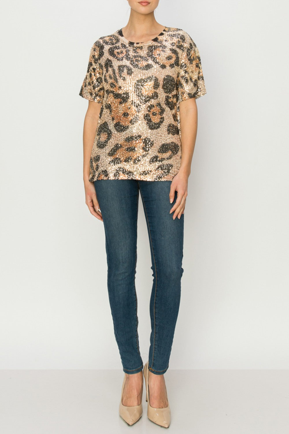 SEQUIN SHORT SLEEVE TOP WITH PRINT