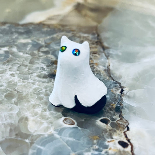 Tiny Boo-Kitty